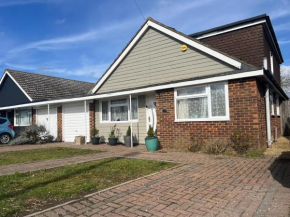 Cozy 3 bedroom bungalow in rural location